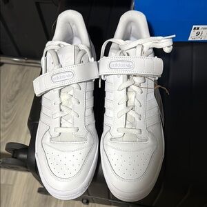 Men’s Adidas Forum Low White Sneakers